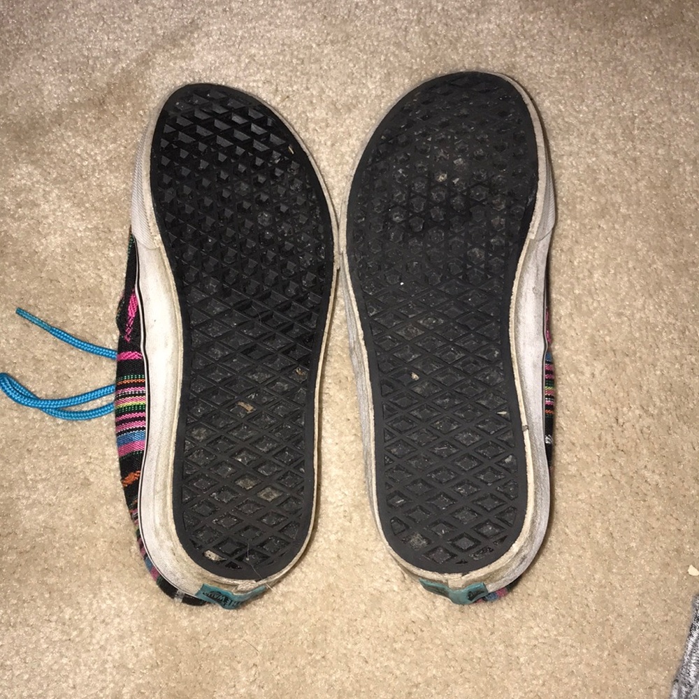 Vans - Picture 2 of 2